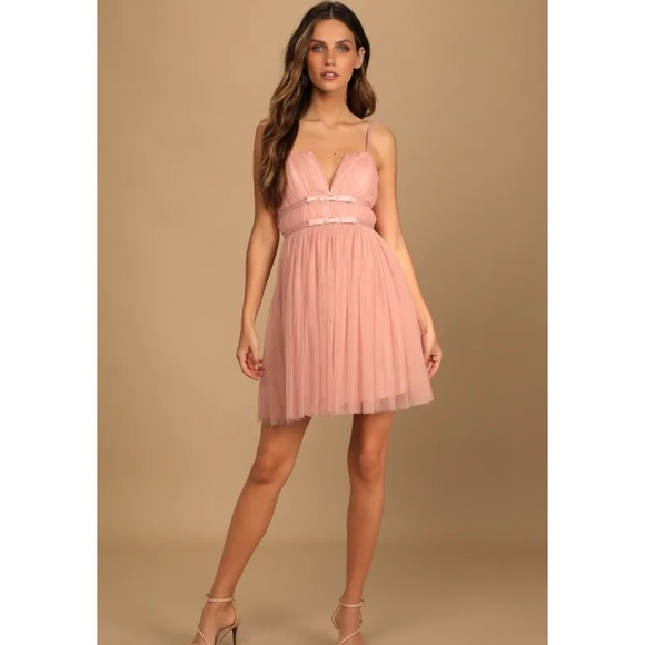 Lulus Dresses & Skirts - •Lulu’s• Take Your Bow blush pink skater dress